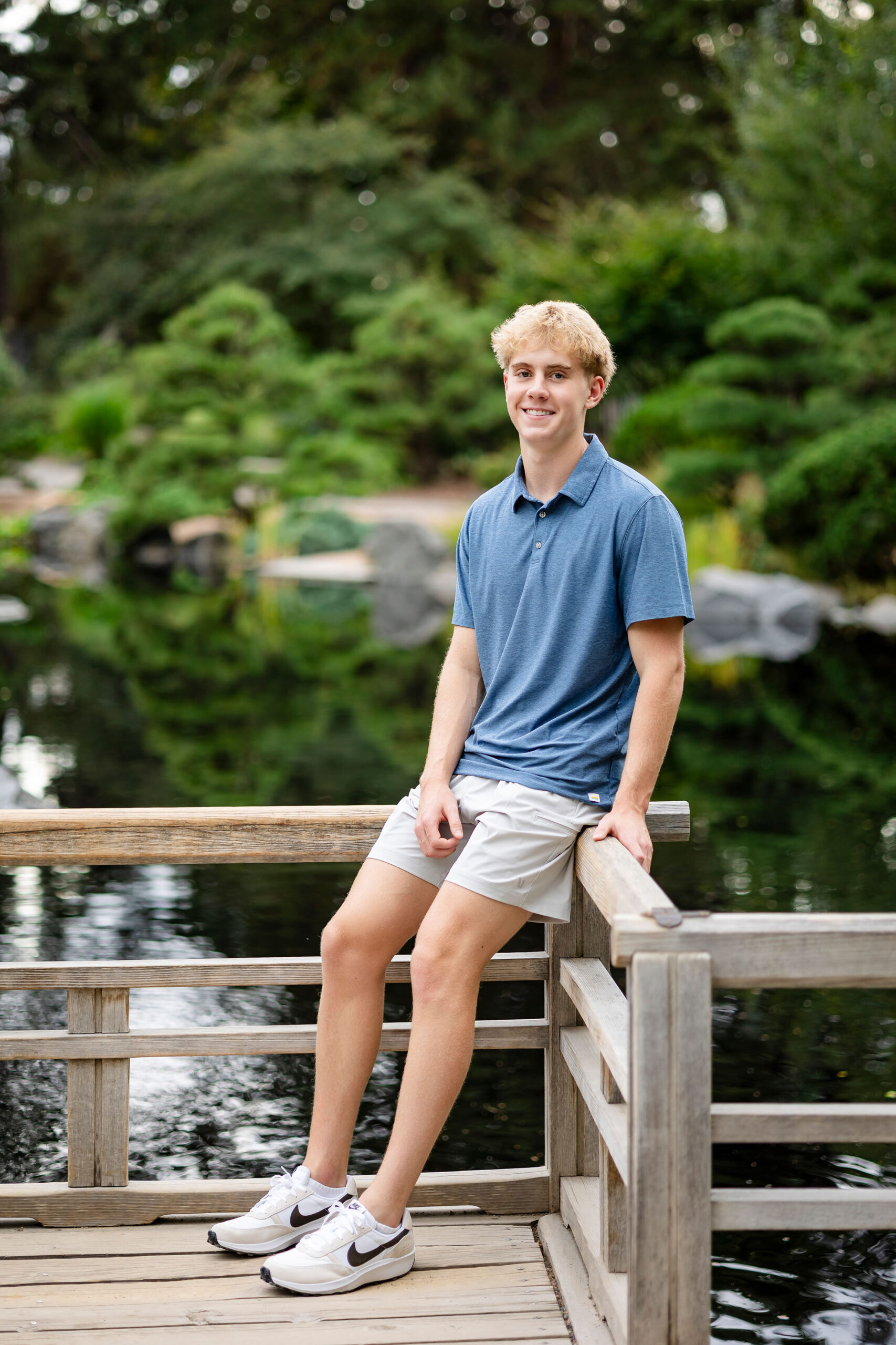 Denver senior portrait session at Denver Botanic Gardens
